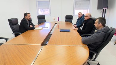 Photo of DOBOJ: Jerinić održao sastanak sa predstavnicima Odbojkaškog kluba invalida „Doboj” (FOTO)