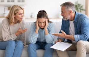 8 znakova koji ukazuju da previše pomažete svojoj odrasloj djeci