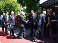 U Mrčevcima sahrana majke Milorada Dodika; Saučešće izjavio i Vučić