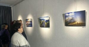 DOBOJ: Otvorena izložba umjetničke fotografije „Svjetlopis planinskih krajeva“, autora Vladimira Tadića