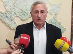 Vrhovac: Iako nema kazne za zločin u Tuzlanskoj koloni, nećemo dozvoliti prekrajanje istorije